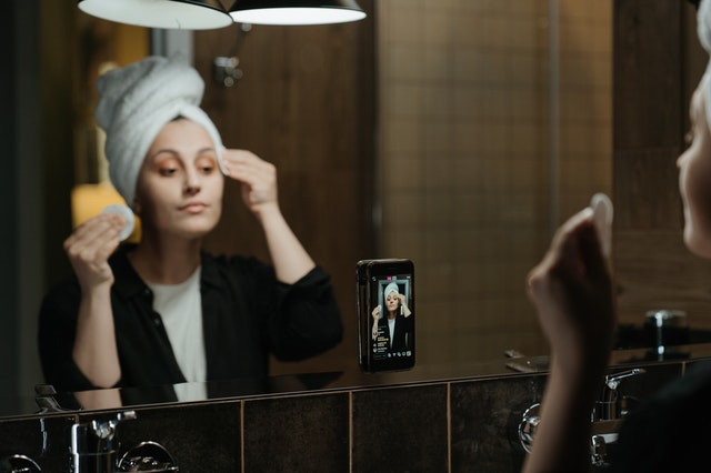 ¿Por qué siguen los consumidores a los influencers?