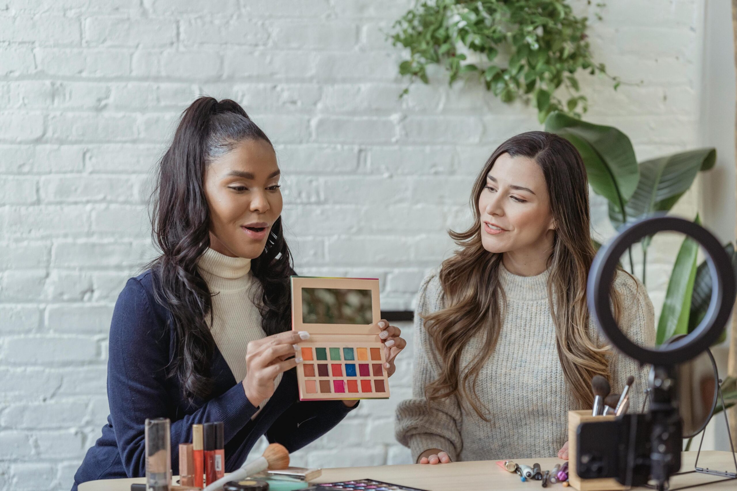Leveraging Community and Influencer Reviews for Product Launch