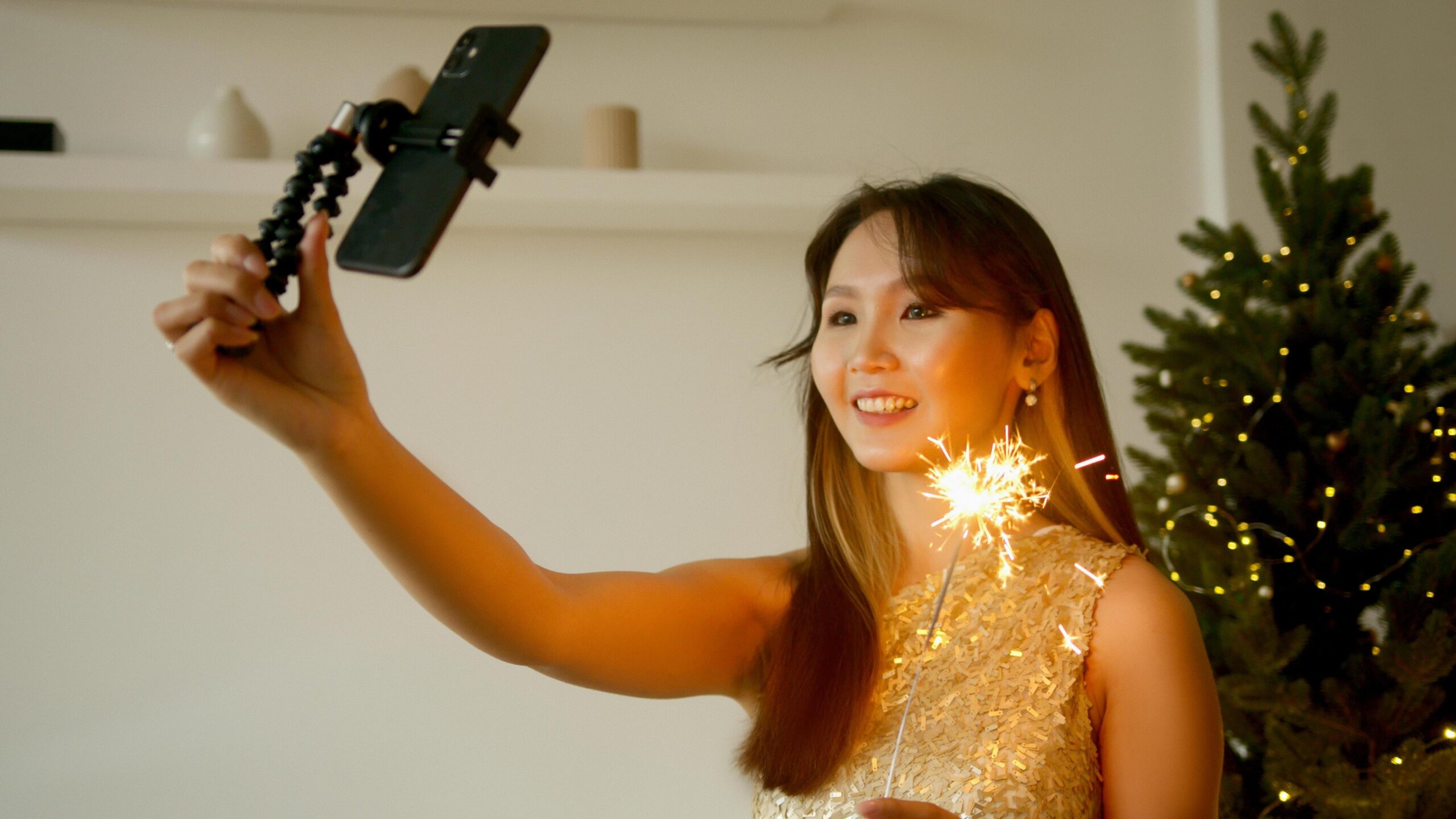 5 UGC Tips to Prepare for the Holiday Season as an E-Commerce Brand 