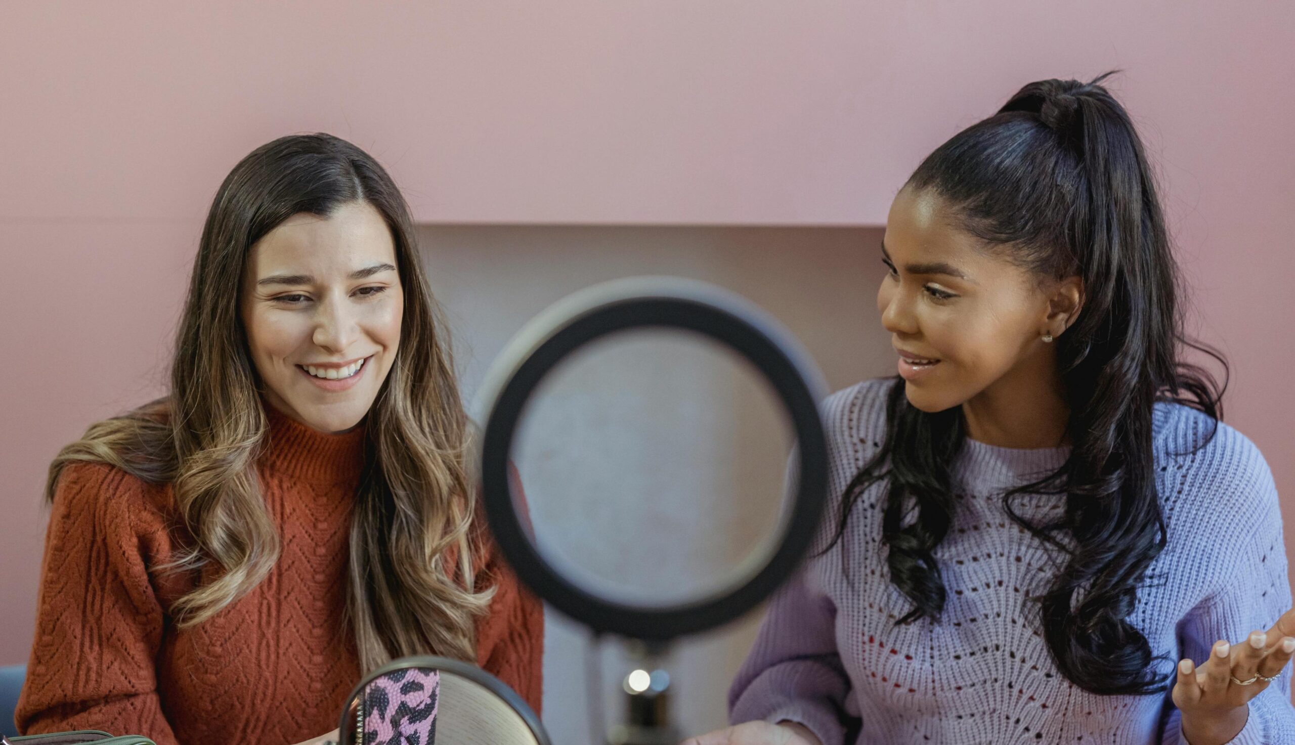 Come trovare gli influencer giusti? 10 passaggi per collaborare con i creator più adatti al tuo brand