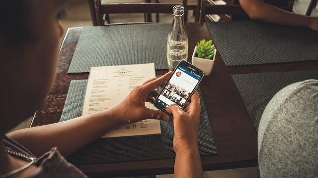 Comment partager les Insta Stories sur Facebook ?